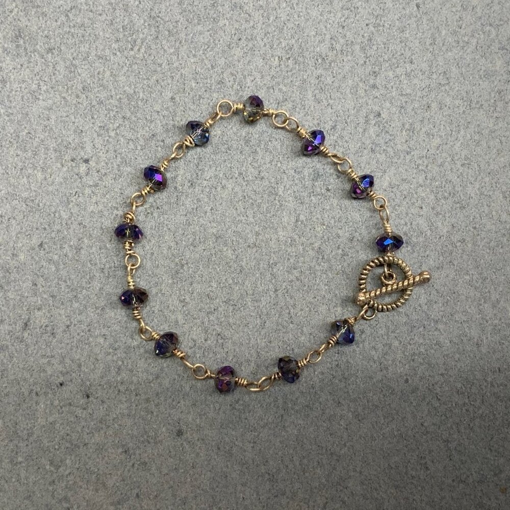 Iridescent Faceted Toggle Bracelet 7.5 In Silver Chain Blue Purple Green Beads - Picture 3 of 6